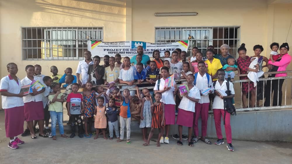 Première cérémonie de remise des bourses à l'Ophelinat Nouvelle Destinée de Lendi : un moment d'espoir pour ses enfants